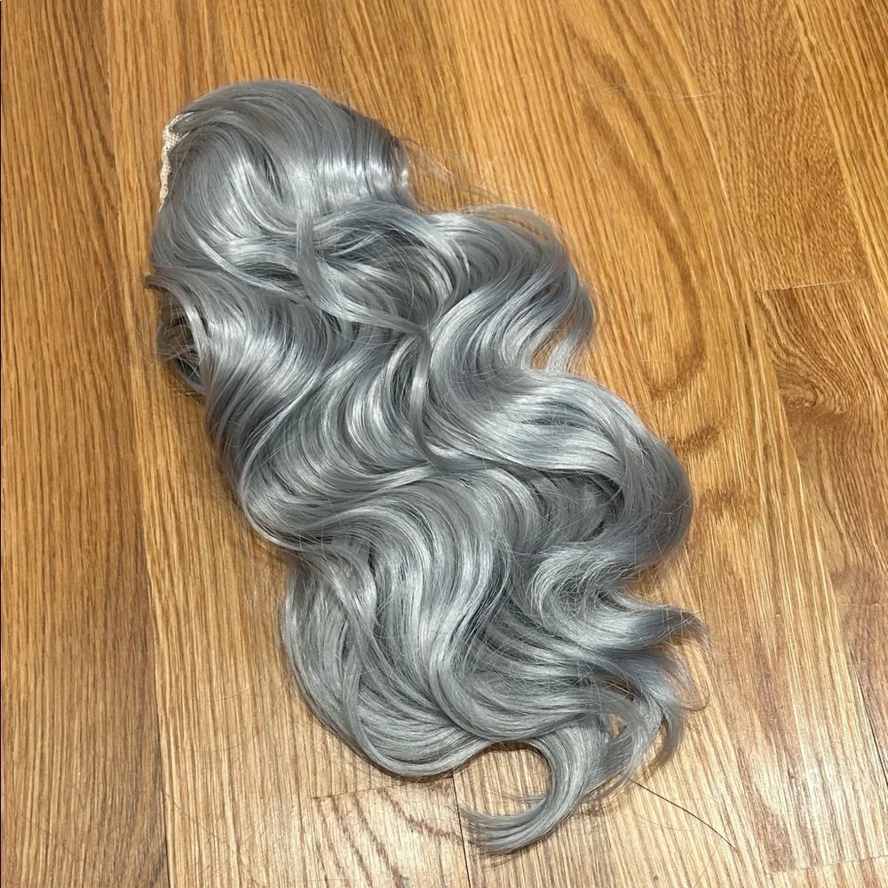 Elegant Silver Gray Women's Wavy Hair Clip Extension pony tail new